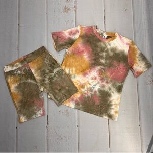 NWT Women’s Two-Piece Tie-Dye Lounge Set Short Sleeve Top & Pants SIZE MEDIUM